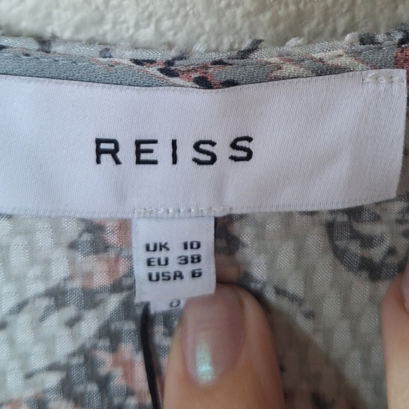 NWT Reiss Womens Lacey Mini Dress Floral Print V-Neckline Size 6 - Picture 2 of 10